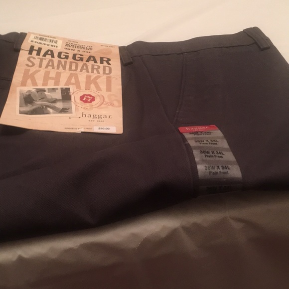 Haggar Men’s Straight Fit Wrinkle Resistant Plain Front Standard Khakis 36 Wx34L - Picture 2 of 4
